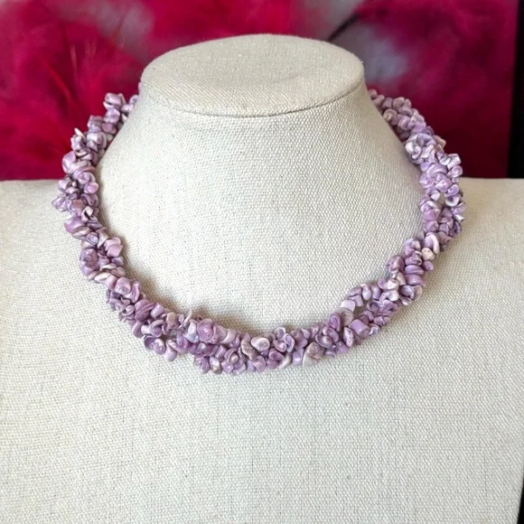 Chunky Purple Shell Choker Necklace - Picture 3 of 9